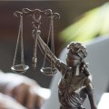 How do medical malpractice lawyers get paid?