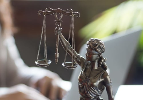 How do medical malpractice lawyers get paid?